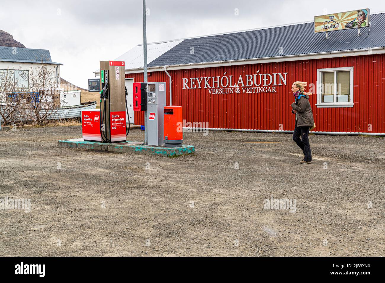 N1 selfservice gas station and shopping REYKHÓLABÚÐIN in Reykhólar
