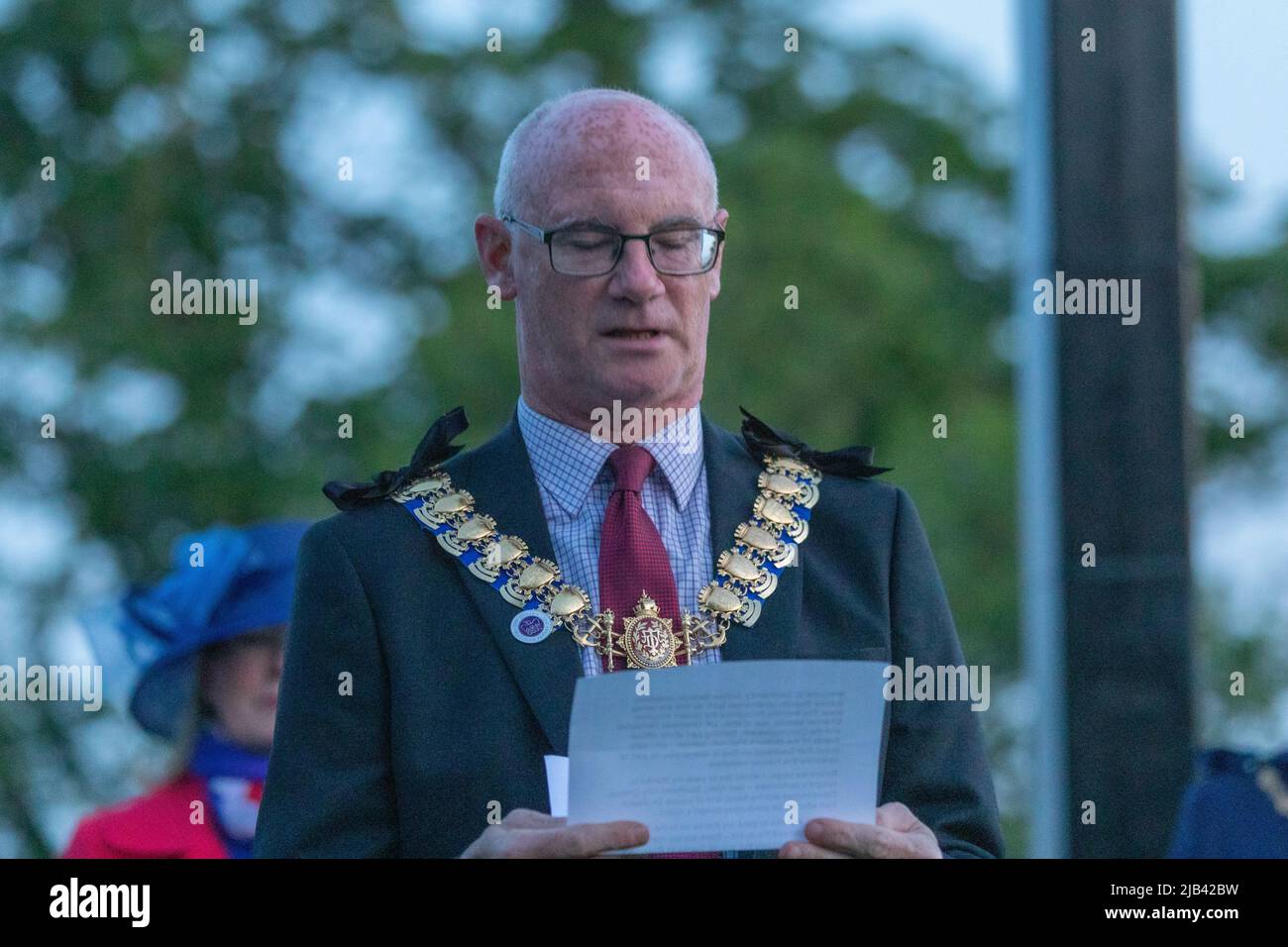 Southend on Sea, UK. 2nd June, 2022. Mayor of Southend, Kevin Robinson. A beacon is lit near the cenotaph in the city of Southend on Sea, to pay tribute and celebrate the Queens Platinum Jubilee. Penelope Barritt/Alamy Live News Stock Photo