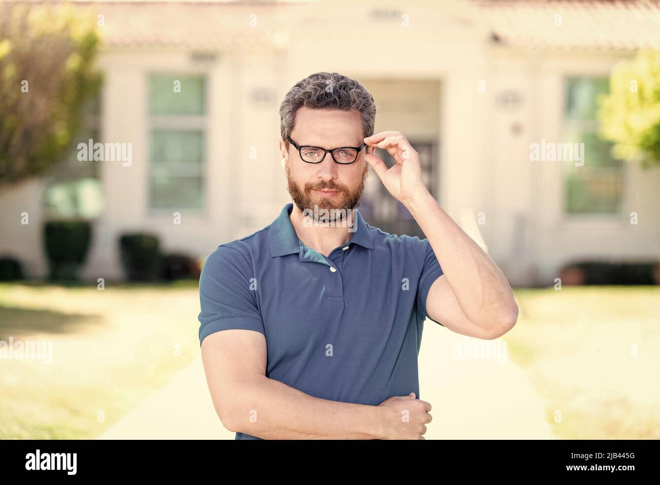 eyesight. vision correction. eye health. optical eyecare. back to