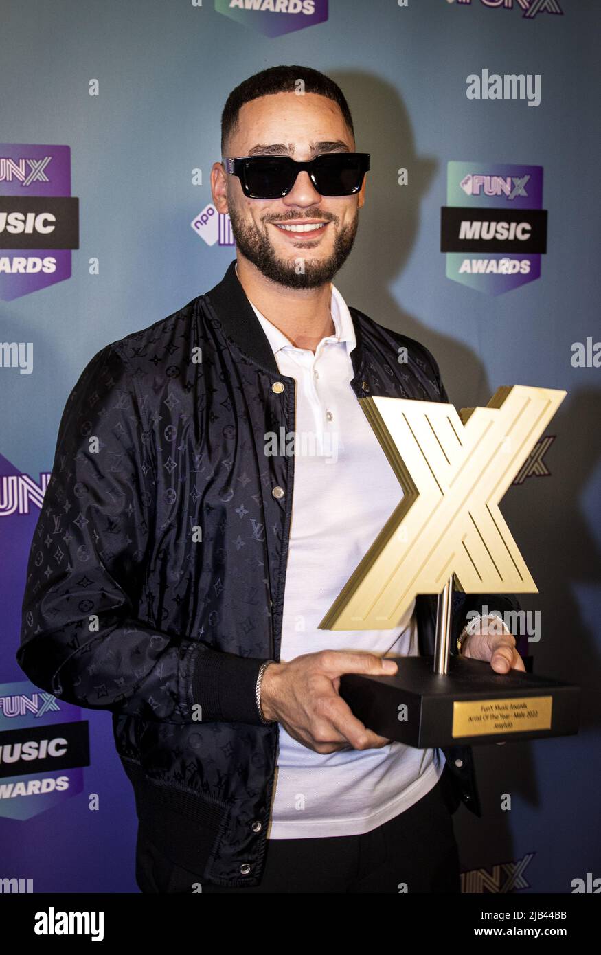 2022-06-02 22:55:39 AMSTERDAM - Josylvio wins the artist of the year male Award during the FunX Music Awards in AFAS Live in Amsterdam. During the award show, the most important music prizes of the young Netherlands were presented. ANP RAMON VAN FLYMEN netherlands out - belgium out Stock Photo