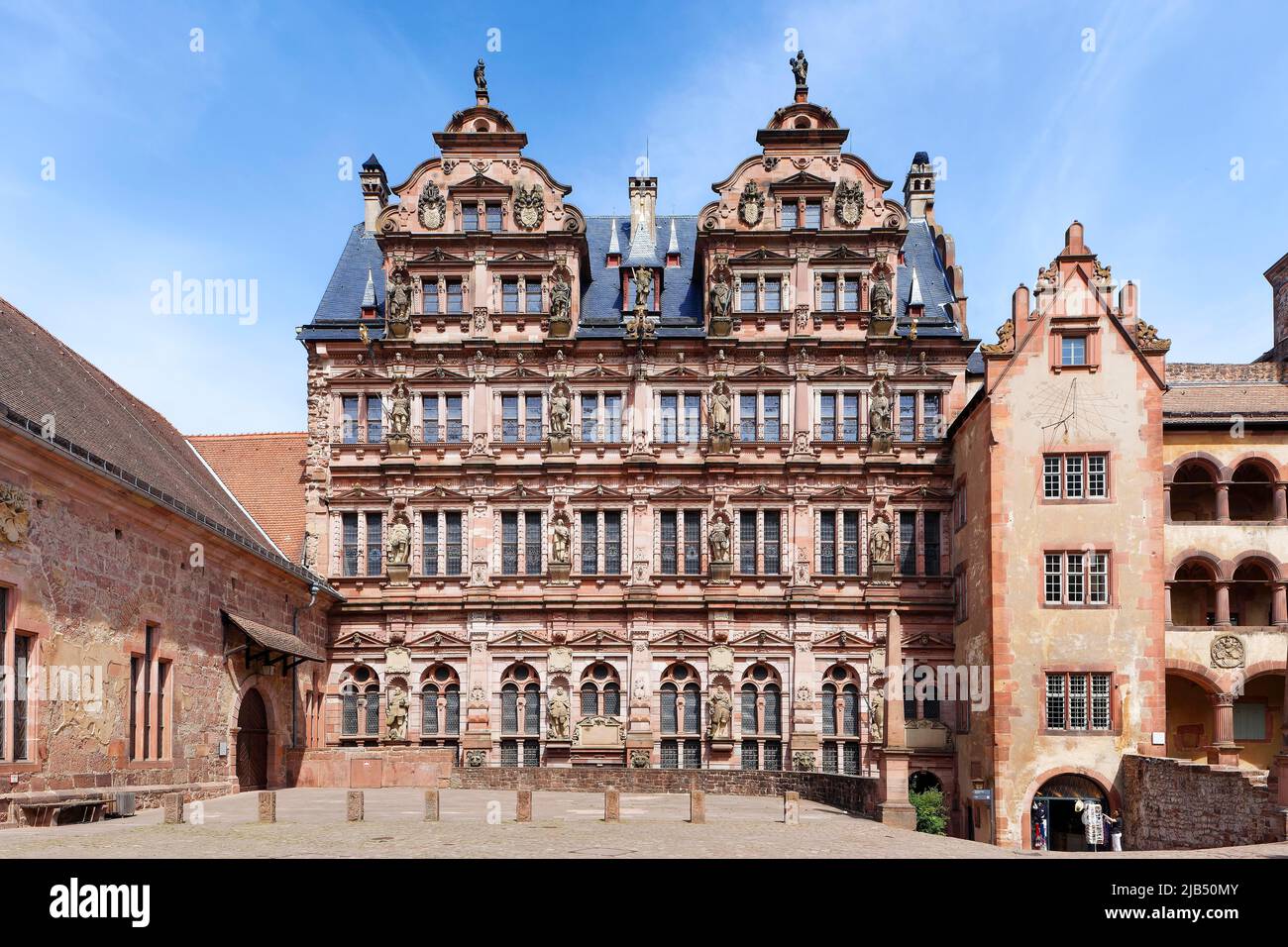 Centre Friedrichsbau in the castle courtyard, built by Elector Friedrich IV. 1601 to 1607, ancestral gallery of the electors in the facade Stock Photo