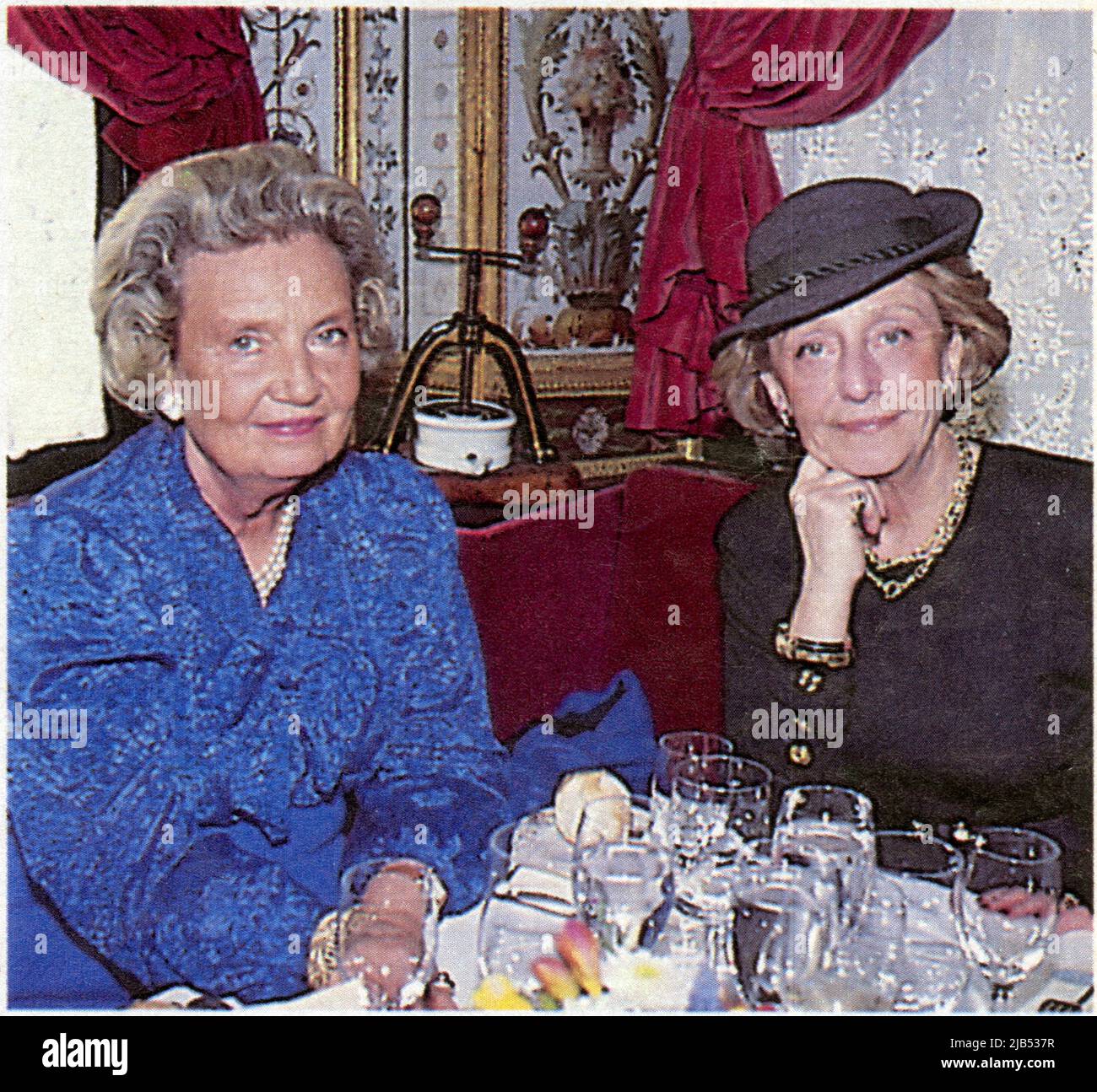 La princesse de Broglie et la comtesse de Revel Stock Photo Alamy