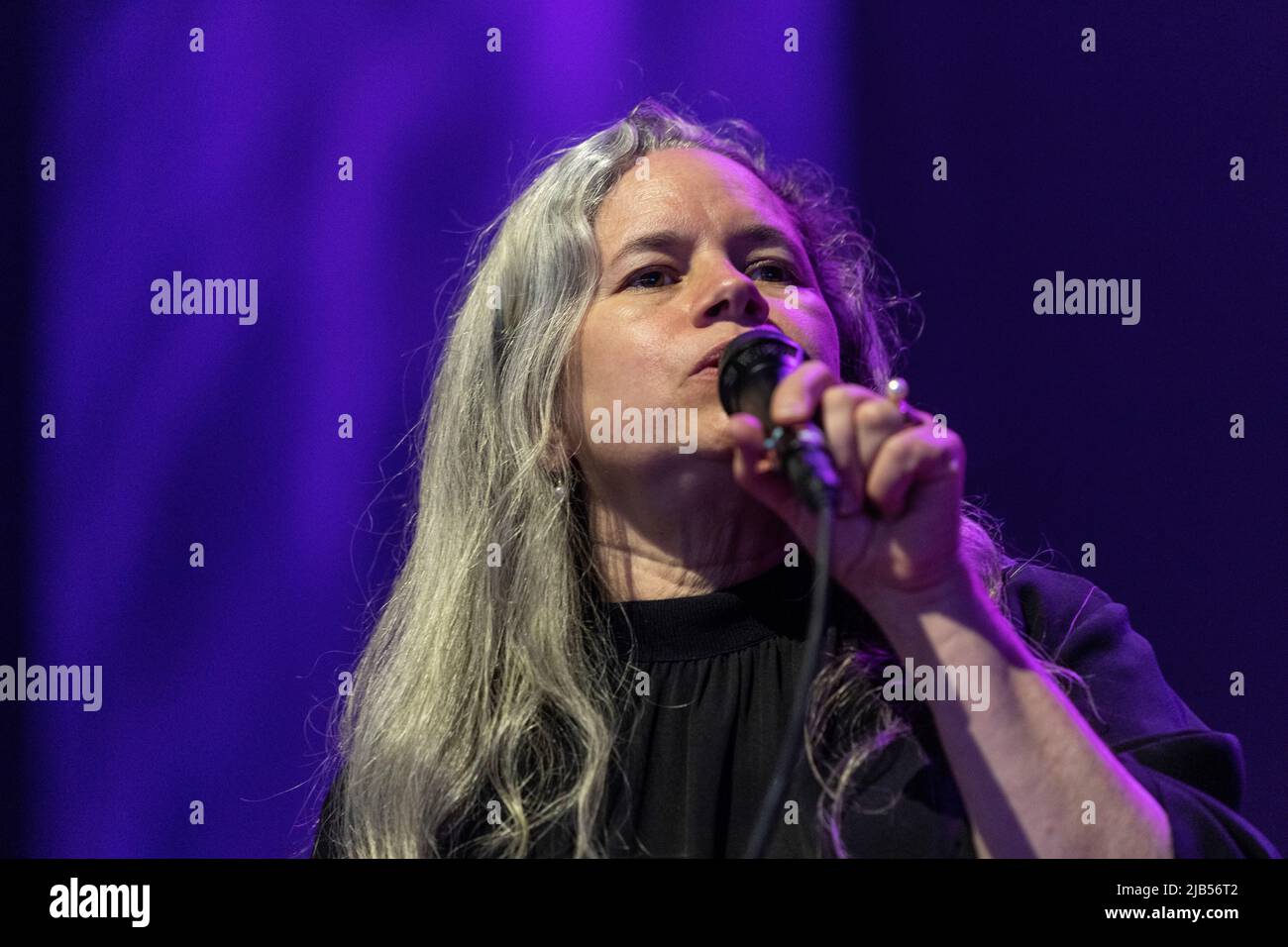 New York, NY June 2, 2022 Natalie Merchant performs with Jim Irsay