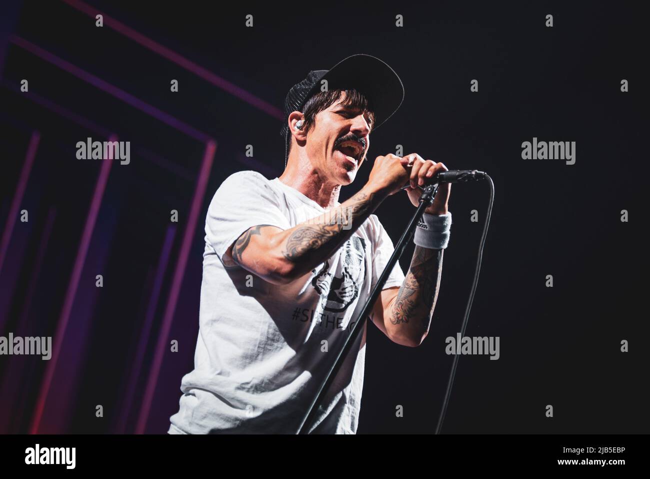 ZURICH, HALLENSTADION, OCTOBER 5TH 2016 Anthony Kiedis, singer of the