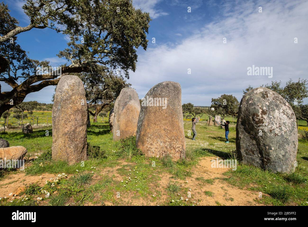 cromlech Vale Maria do Meio , Nossa Senhora da Graça do Divor ,Évora