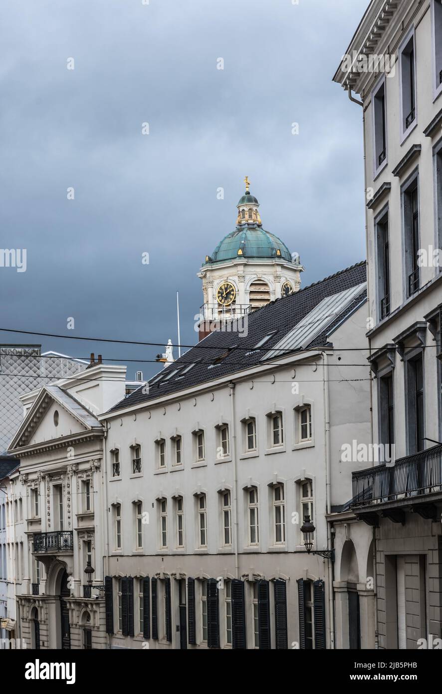 Brussels Old Town, Brussels Capital Region - Belgium - 12 20 2019 View over the Rue de Namur Naamse straat and the Coudenberg tower. Stock Photo