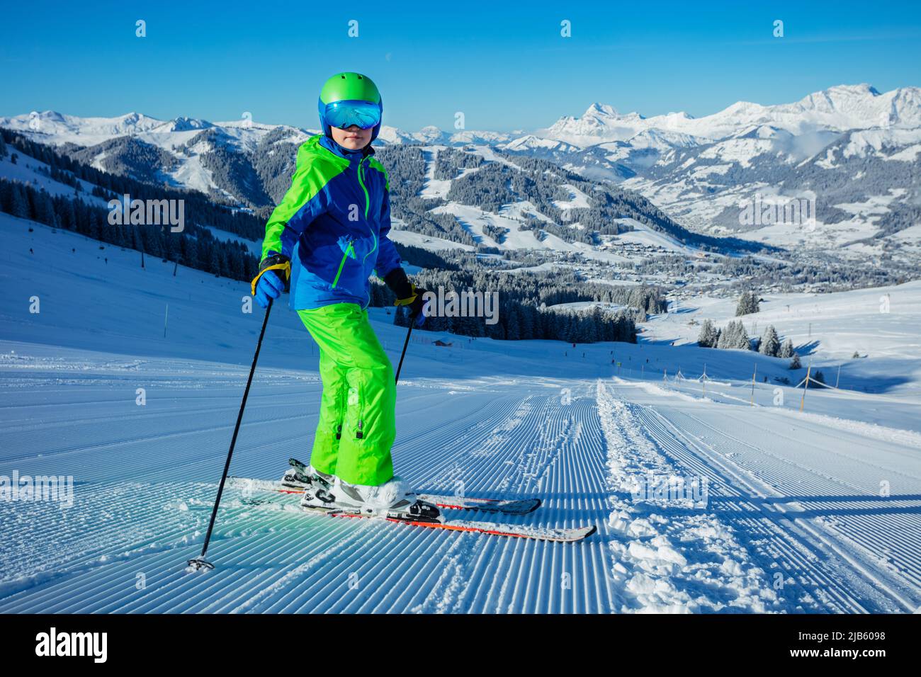 Boy winter pose hi-res stock photography and images - Alamy