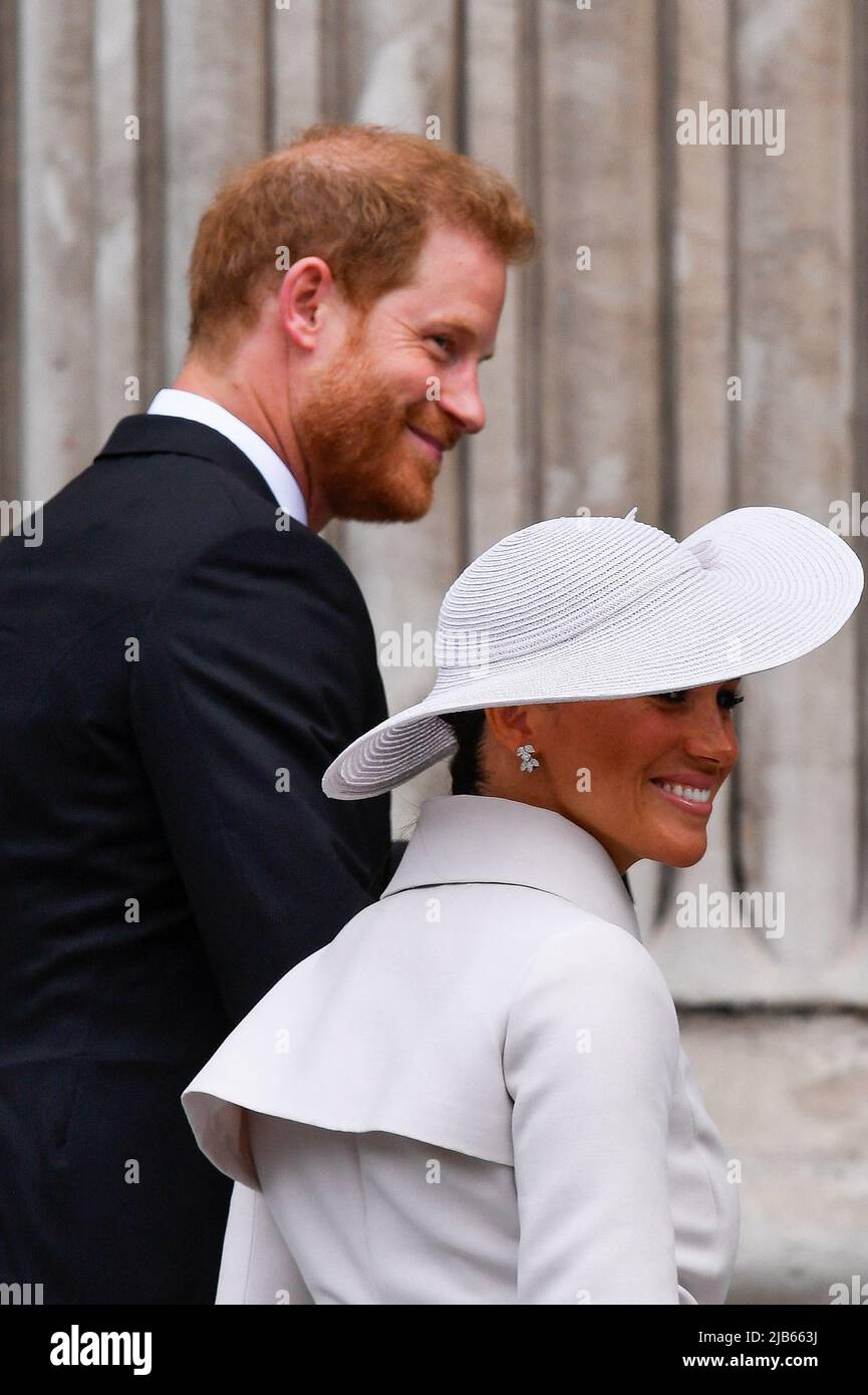 The Duke and Duchess of Sussex arrive for the National Service of Thanksgiving at St Paul's Cathedral, London, on day two of the Platinum Jubilee celebrations for Queen Elizabeth II. Picture date: Friday June 3, 2022. Stock Photo