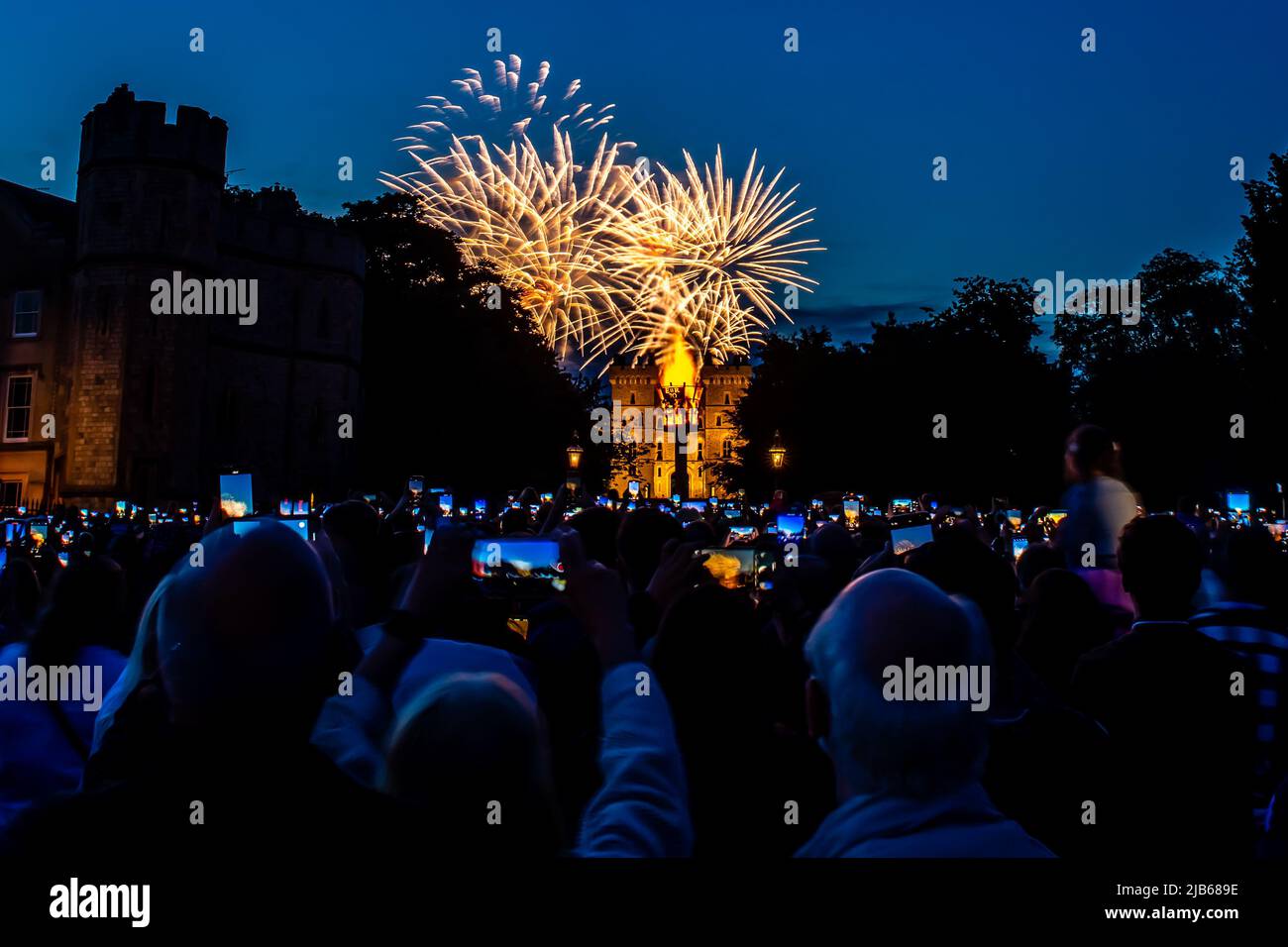 Beacon and fireworks on The Long Walk at Windsor Castle in celebration of the 70 years of The Queens Platinum Jubilee Stock Photo