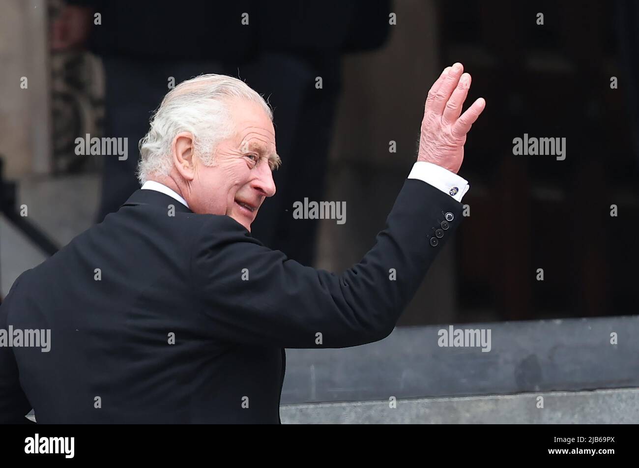 London, UK. 3rd June, 2022. Charles, Prince of Wales arrives with Camilla, Duchess of Cornwall for a thanksgiving Service for HRH Queen Elizabeth II to celebrate her Platinum Jubilee at St Paul's Cathedral in London. Credit: James Boardman/Alamy Live News Stock Photo