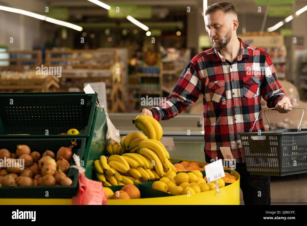 Bunch Of Bananas Supermarket Hi Res Stock Photography And Images Alamy Bunch Of Bananas Supermarket Hi Res Stock Photography And Images Alamy