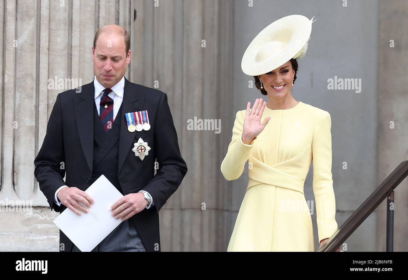 London, UK. 3rd June, 2022. Prince William, Duke of Cambridge and Catherine, Duchess of Cambridge leaving the thanksgiving Service for HRH Queen Elizabeth II to celebrate her Platinum Jubilee at St Paul's Cathedral in London. Credit: James Boardman/Alamy Live News Stock Photo