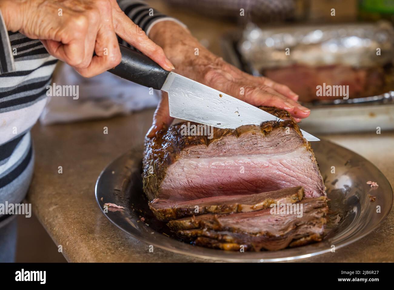 Oven roast beef slicing hires stock photography and images Alamy