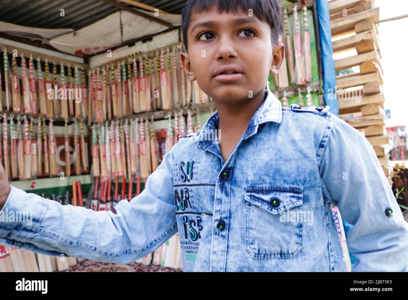 Srinagar, Kashmir, India. 3rd June, 2022. Nonlocal customer is seen