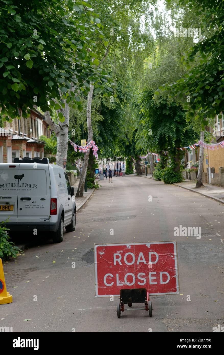 Road Closed sign indicationing a street party ahead for the Platinum