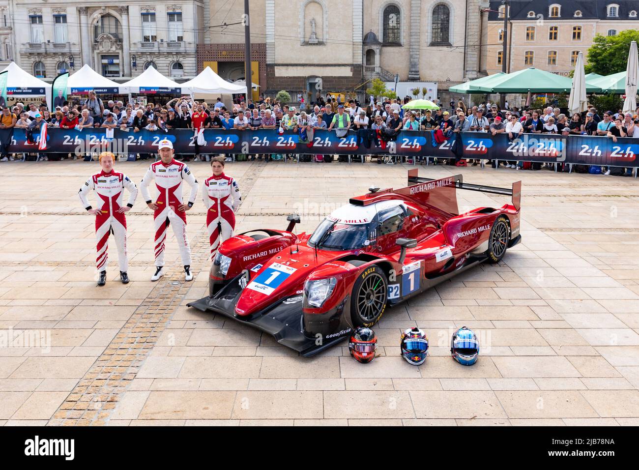 01 WADOUX Lilou (fra), OGIER Sébastien (fra), MILESI Charles (fra ...