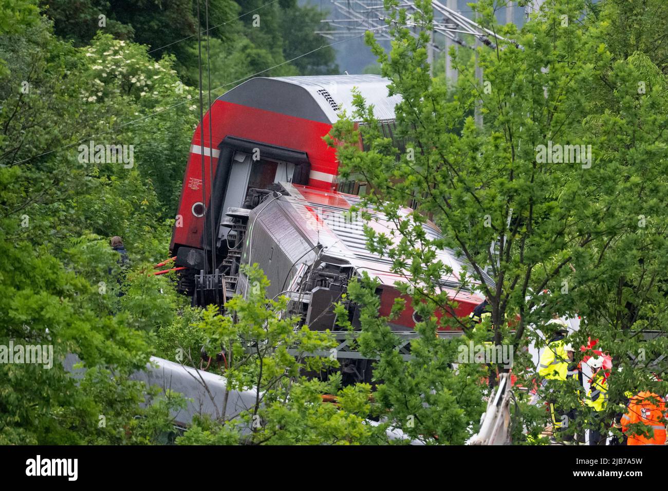 garmisch-partenkirchen-germany-03rd-june-2022-numerous-emergency