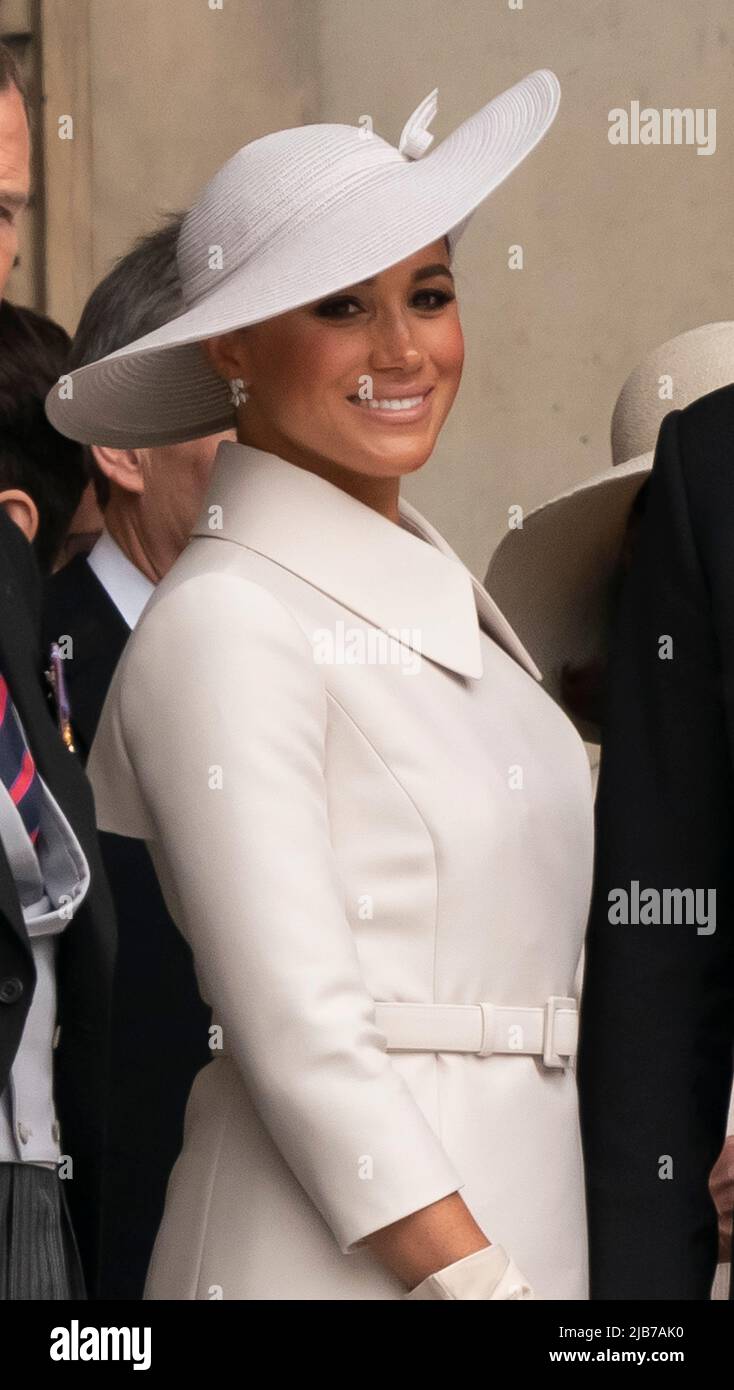 Meghan the Countess of Sussex  attends a service of Thanksgiving for The Queen's Platinum Jubilee at St Pauls Cathedral Stock Photo