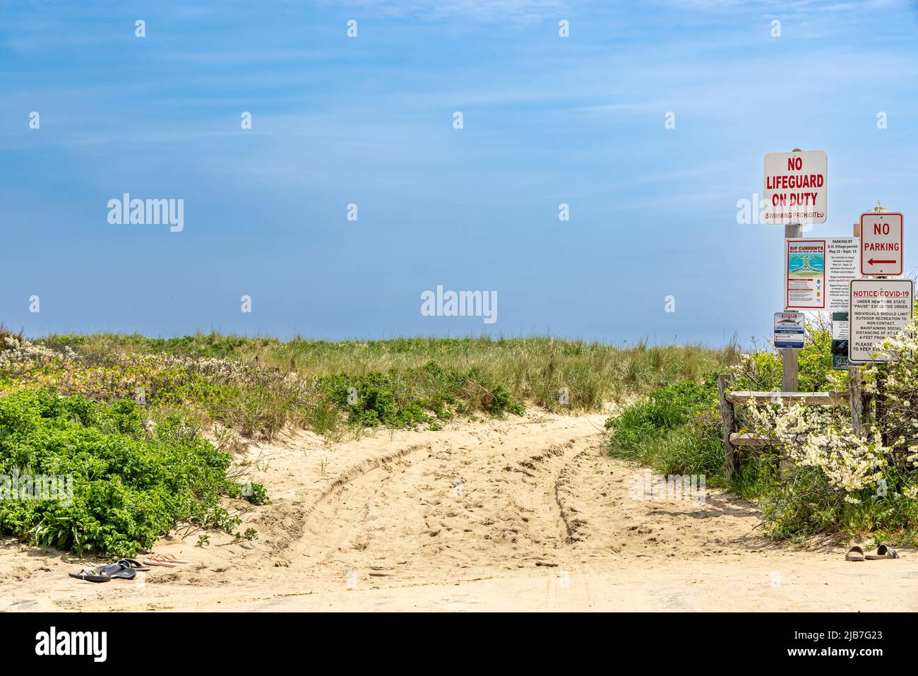 Beach access at Egypt Beach, East Hampton, NY Stock Photo