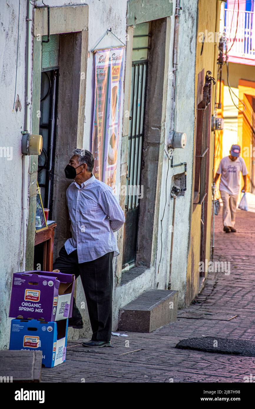 A street scene in the city of Guanajuato, Mexico, photographed from the ...