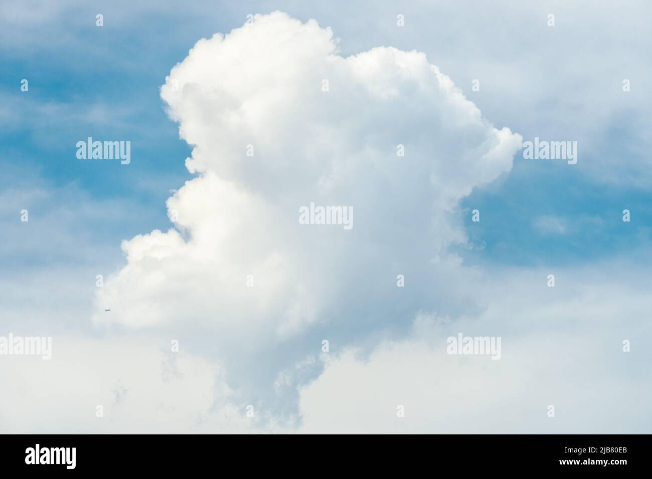 Realistic white fluffy cloud hi-res stock photography and images - Alamy