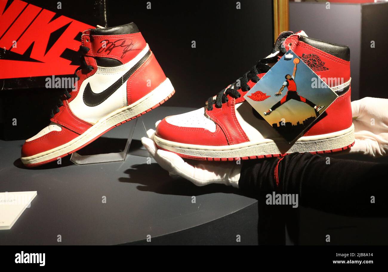 New York, USA. 3rd June, 2022. A view of the Michael Jordan Game-Worn Dual  Signed Original 1985 Air Jordan 1 ""˜Chicago' Nike sneakers seen at the  press preview for the upcoming Christie's