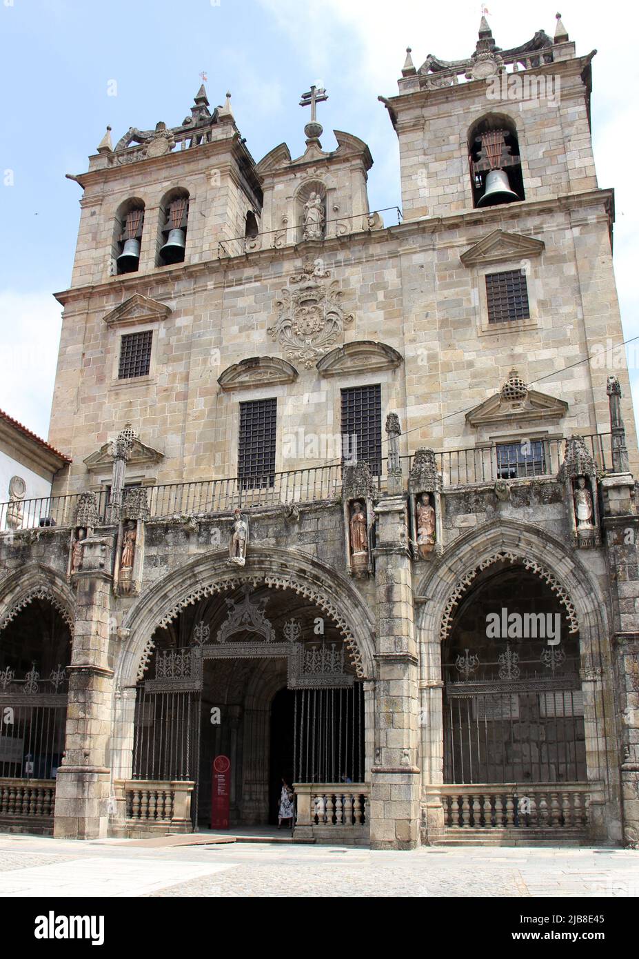 Important Buildings In Portugal