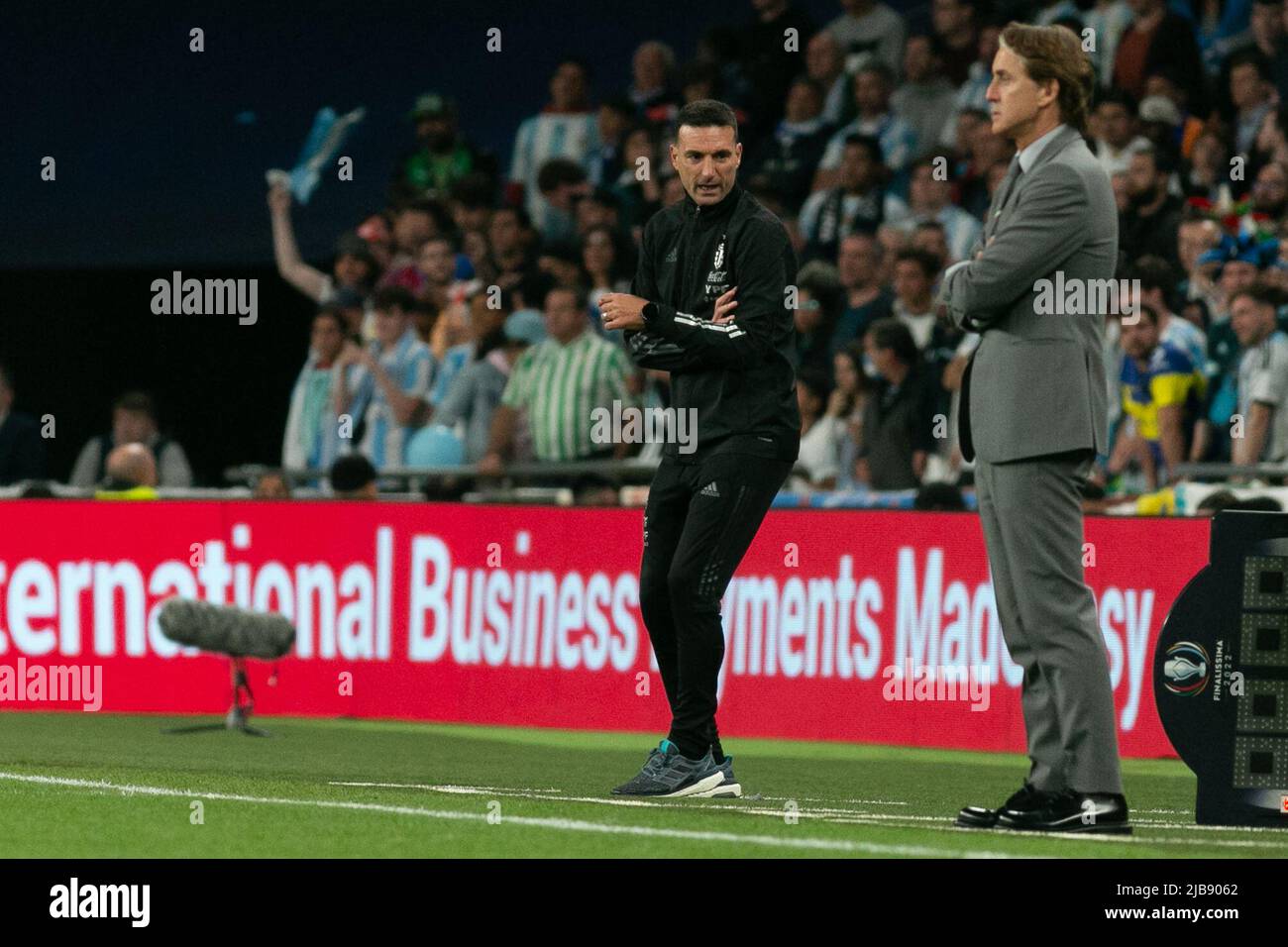 Lionel Scaloni, Head coach of Argentina  and  Roberto Mancini, Head coach of Italy gesticule during the Italy v Argentina - Finalissima 2022 match at Wembley Stadium on June 1, 2022 in London, England.(MB Media) Stock Photo