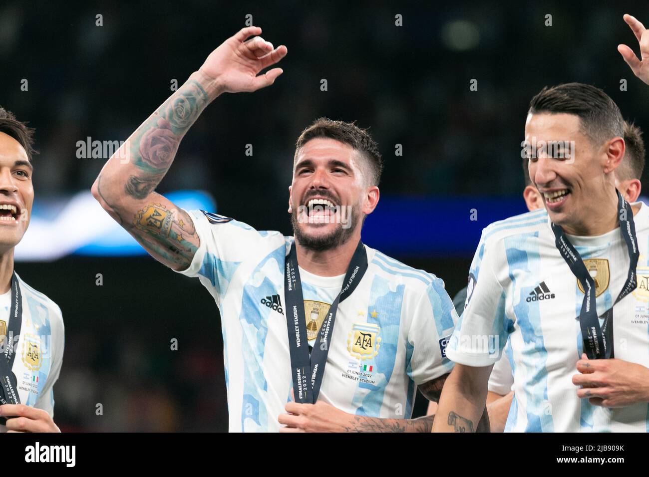 Rodrigo De Paul of Argentina celebrates the victory after the Italy v Argentina - Finalissima 2022 match at Wembley Stadium on June 1, 2022 in London, England.(MB Media) Stock Photo
