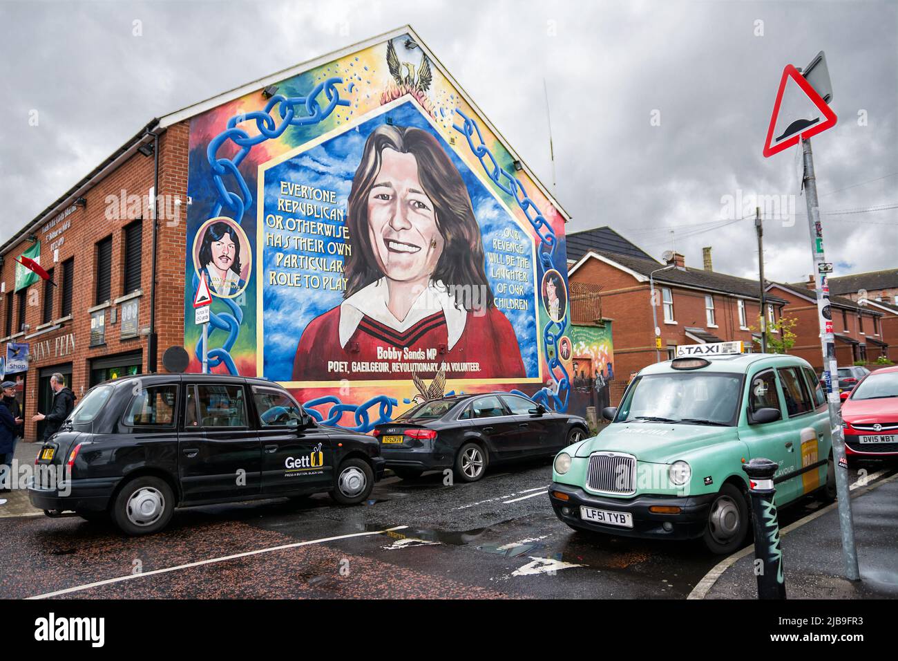 Belfast, United Kindom - 20 May 2022: Mural depicting by the poet and revolutionary Bobby Sands on the wall of a house in the Shankhill neighborhood i Stock Photo
