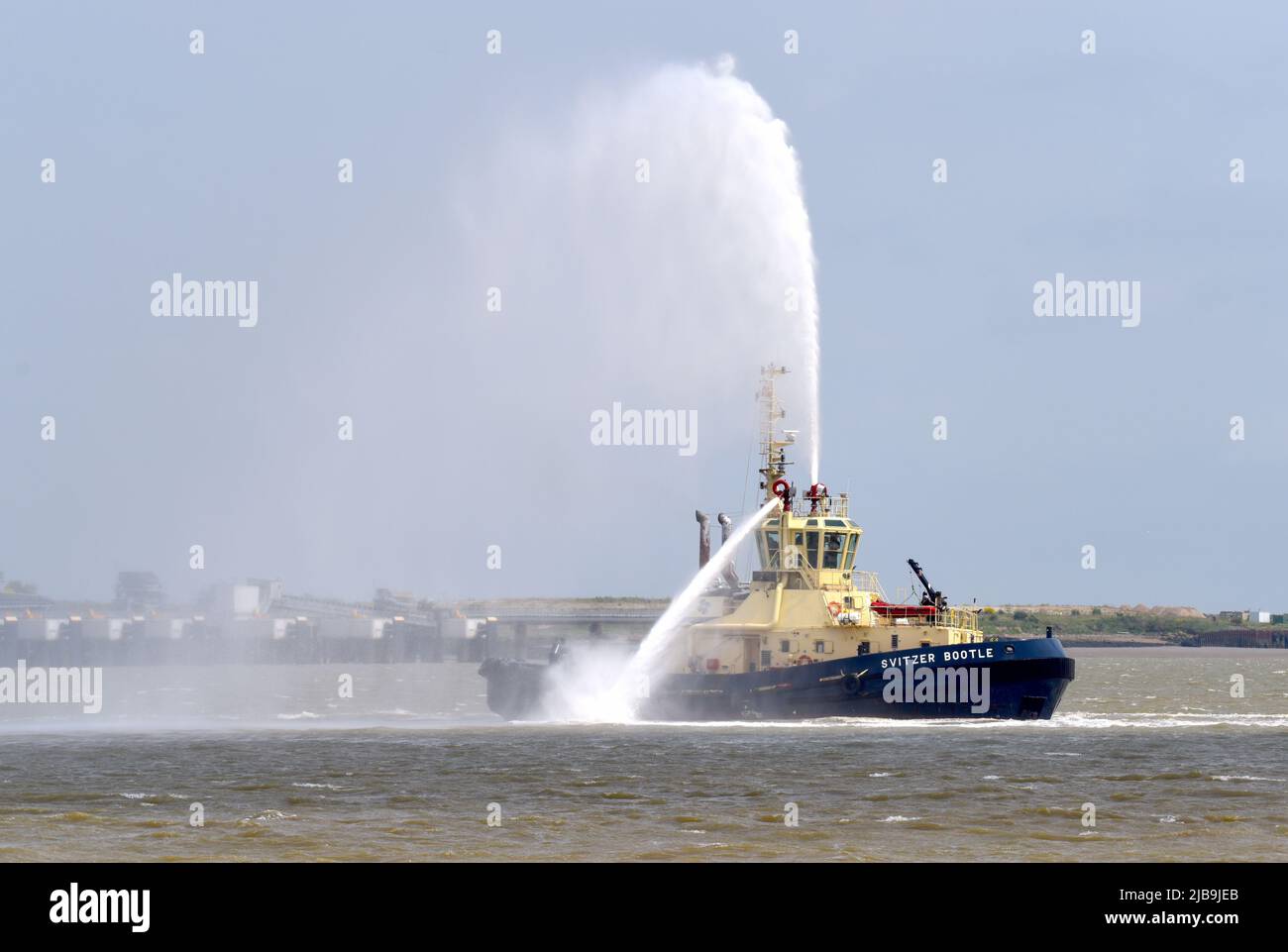 04/06/2020 Gravesend UK River Thames. At 12 noon mid-day the Thames river community sounded their boat and ship’s horns in celebration of HM Queen’s 7 Stock Photo