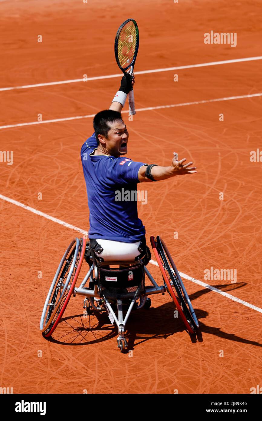 Paris, France. 4th june, 2022. Wheelchair tennis player Shingo Kunieda from  Japan celebrates after the men´s final at the 2022 French Open Grand Slam  tennis tournament in Roland Garros, Paris, France. Frank