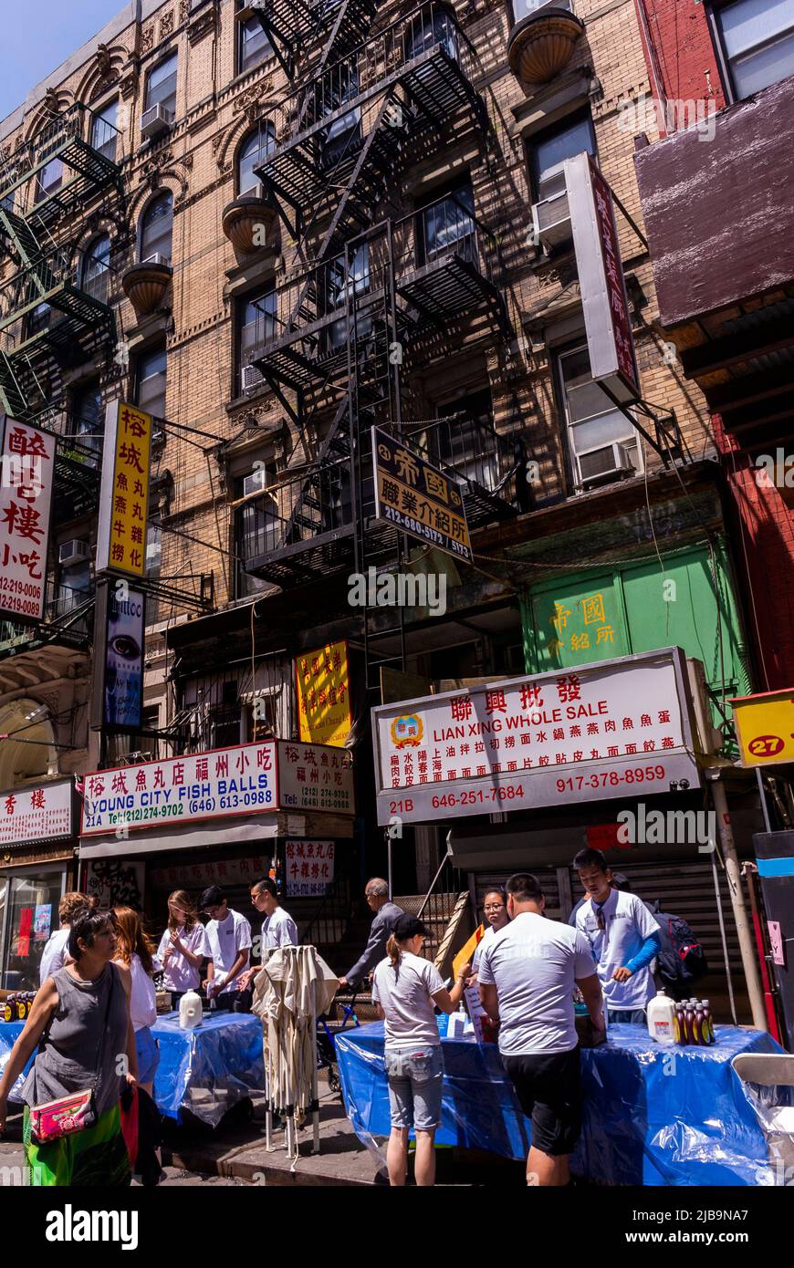 New York City, NY, USA, People Shopping, Chinese Stores, Street Vendors