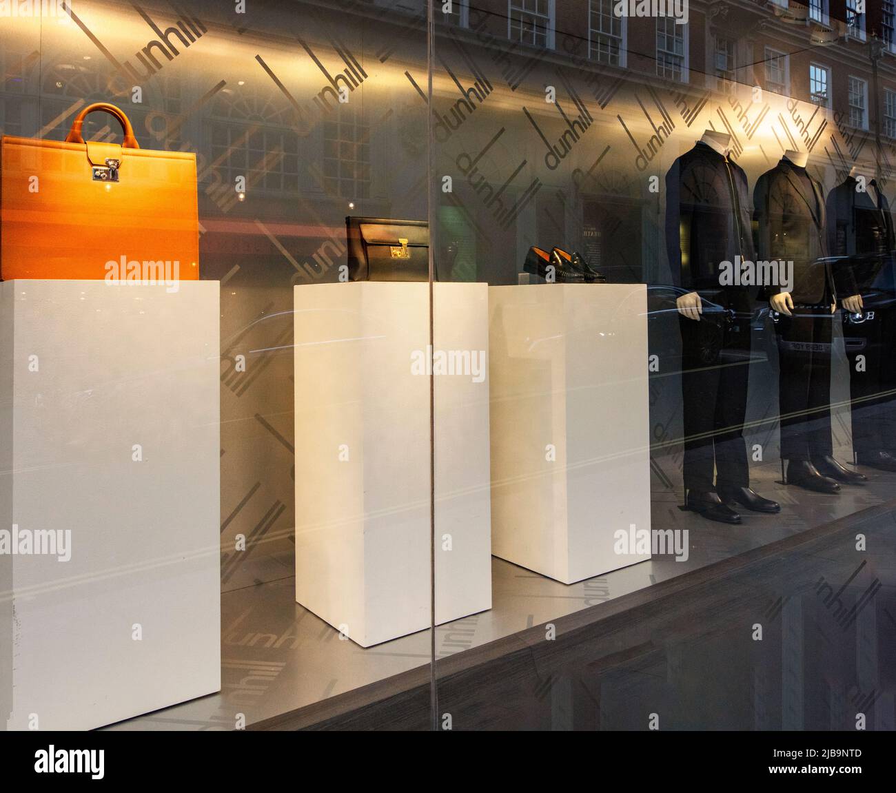 Alfred Dunhill Shop Hi Res Stock Photography And Images Alamy