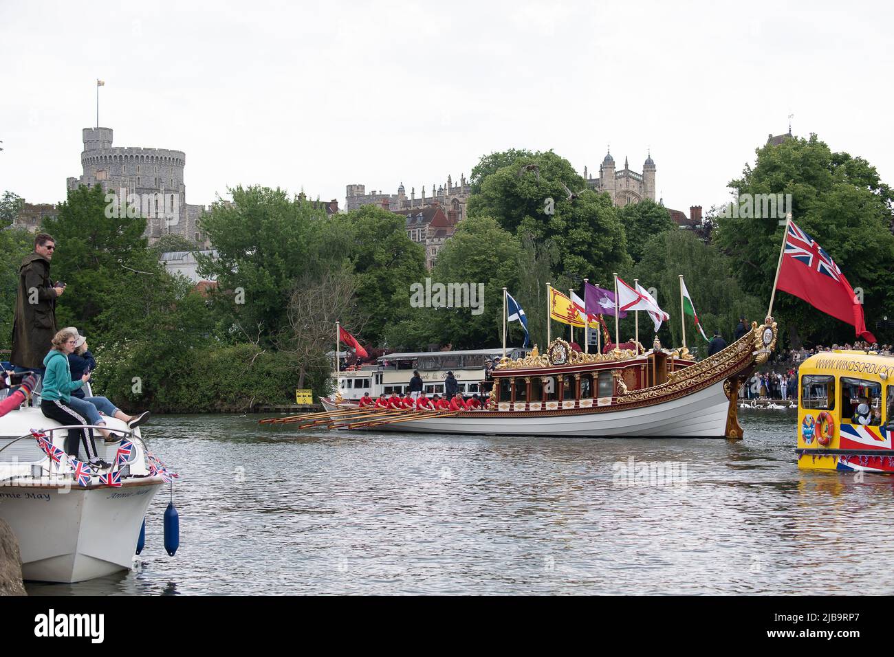 Windsor, Berkshire, UK. 4th June, 2022. A spectacular Platinum Jubilee