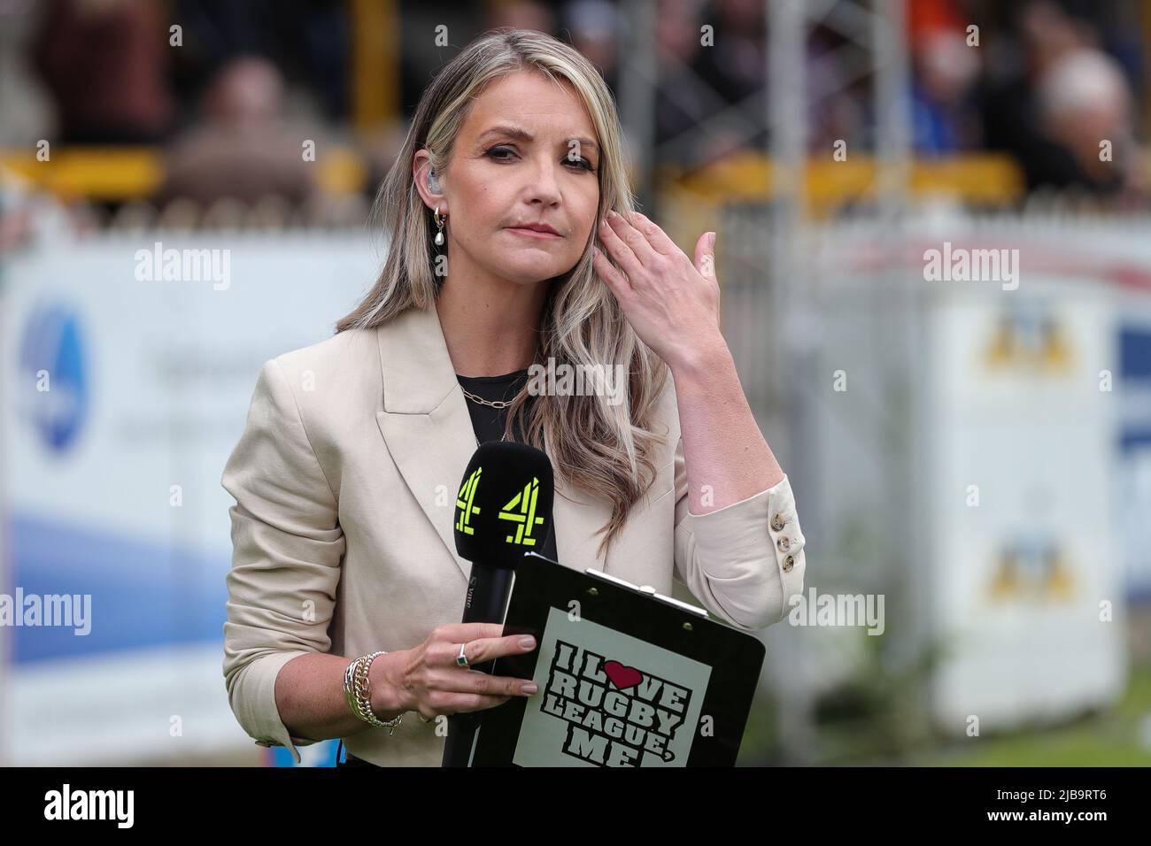 Television presenter Helen Skelton covering todays game for Channel 4 Stock Photo