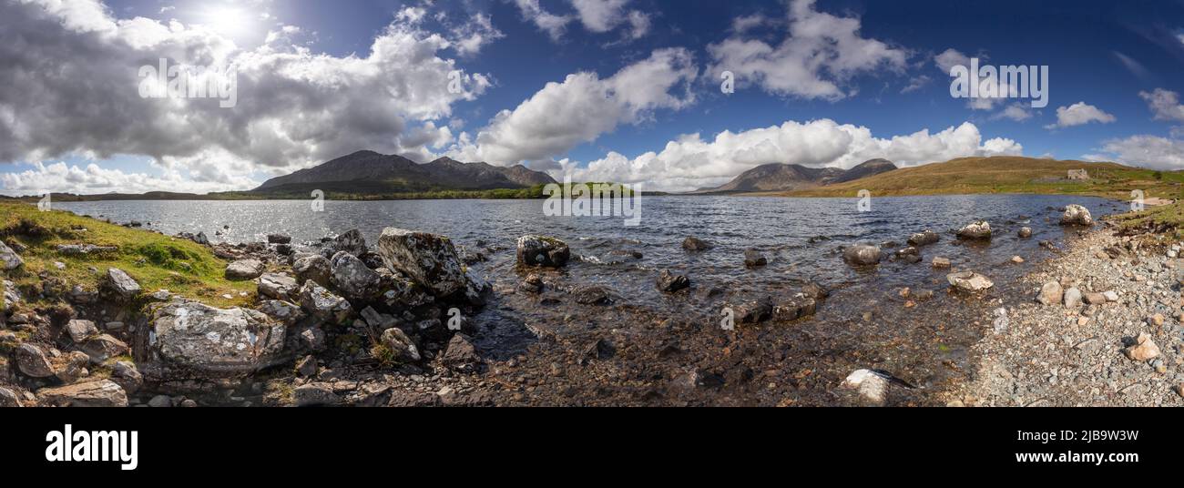 Lough Inagh and the Maumturk mountains in Connemara, County Galway, Ireland Stock Photo