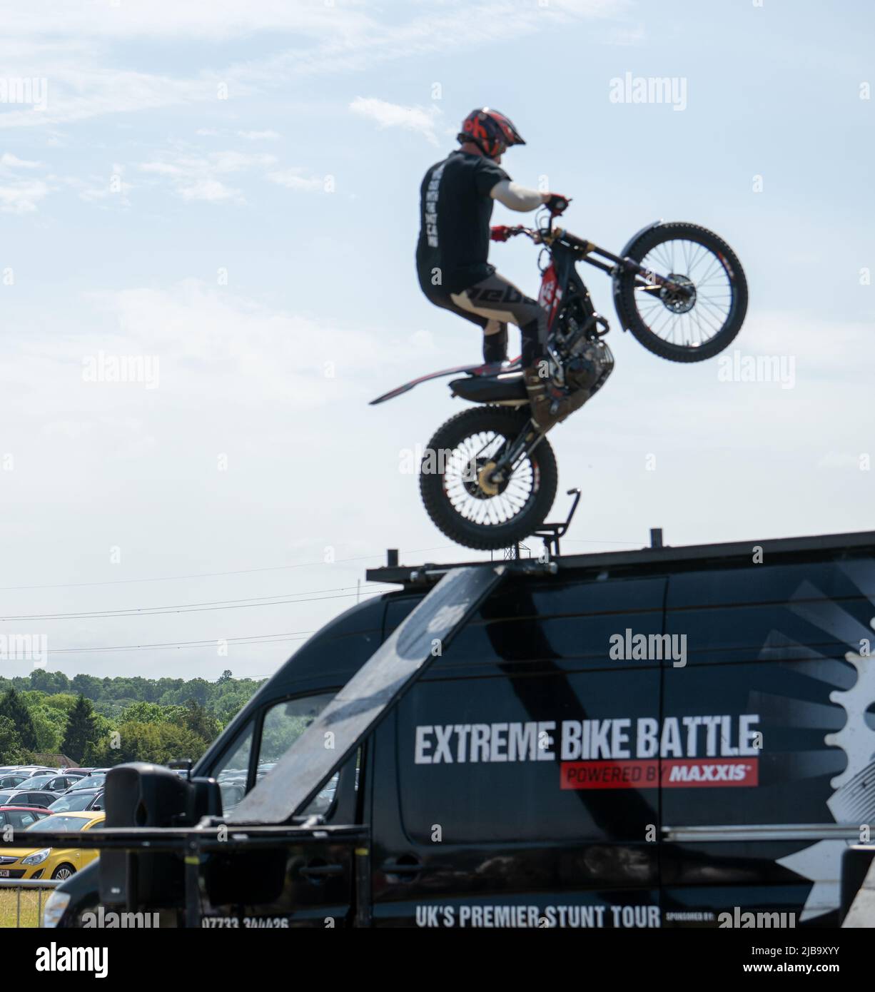 Motorbike stunt hi-res stock photography and images