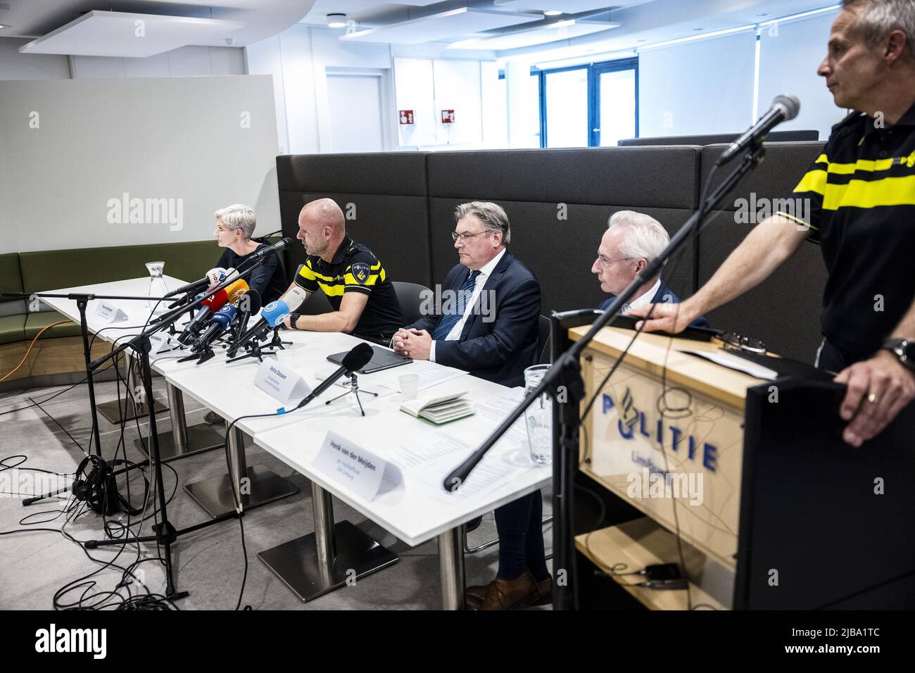 2022-06-04 16:44:40 MAASTRICHT - Mayor of Sittard-Geleen Xander Beenhakkers, Hans Verheijen of the Limburg police unit, Mayor of Kerkrade Petra Dassen-Housen and Chief Public Prosecutor Henk van der Meijden during a press conference at the police station about the case of the missing boy Gino. ANP ROB ENGELAAR netherlands out - belgium out Stock Photo