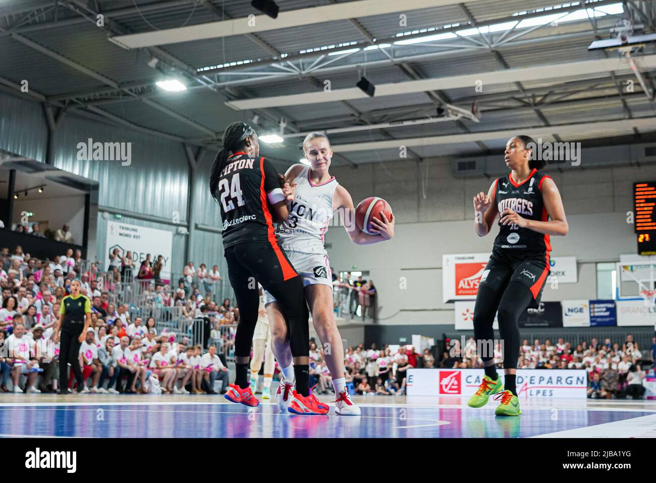 June 4, 2022, Lyon, France, France: Lyon, France, June 4th 2022: Juste  Jocyte (3 Lyon) is fouled by Keisha Hampton (24 Bourges) during the LFB  Play-offs final third match between Lyon and