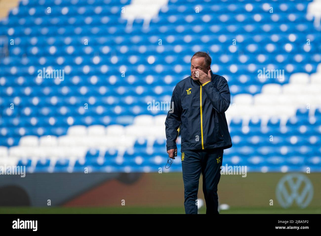 Cardiff, Wales, UK. 4th June, 2022. Head coach Oleksandr Petrakov during Ukraine national football team training at the Cardiff City Stadium ahead of the FIFA World Cup play-off final match against Wales. Credit: Mark Hawkins/Alamy Live News Stock Photo