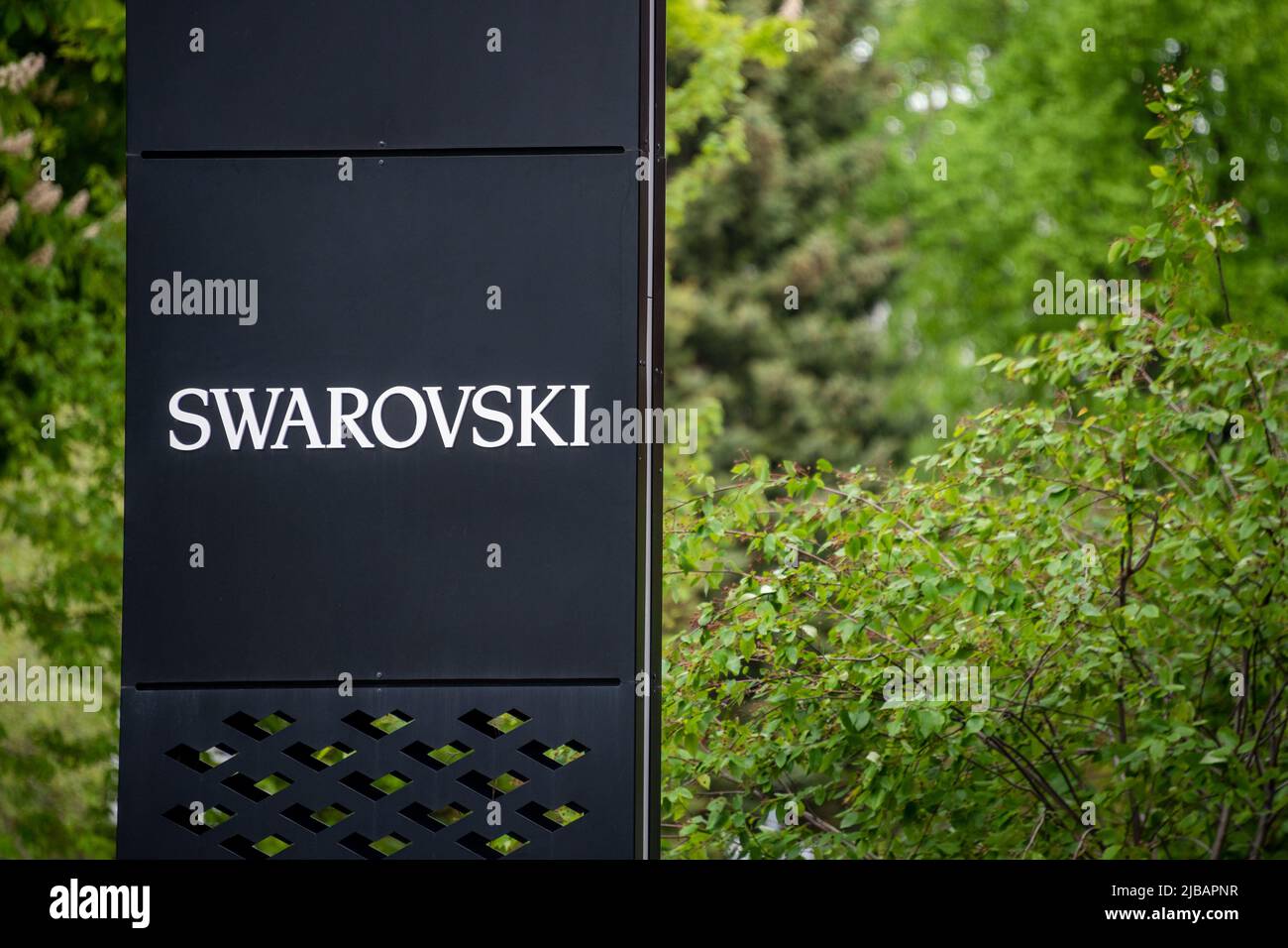 Swarovski store hi-res stock photography and images - Page 3 - Alamy