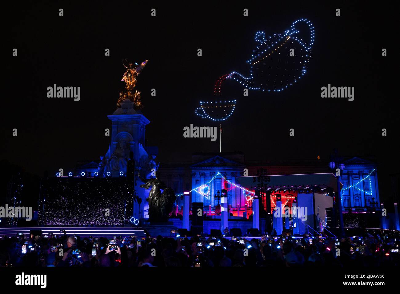 Drones make shapes above the Platinum Party at the Palace in front of