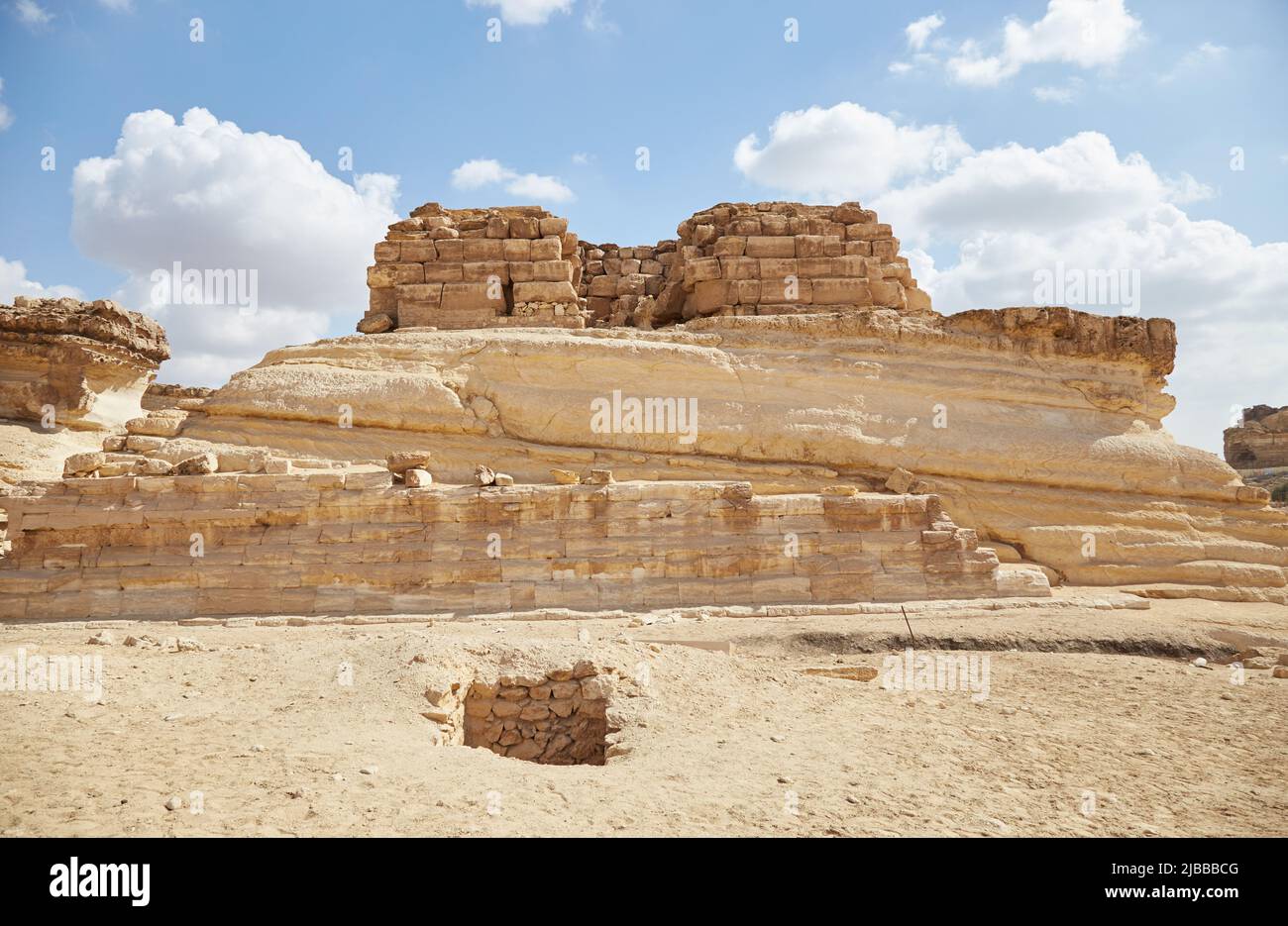 The Tomb of Khentkau, Giza's 4th Pyramid Stock Photo - Alamy