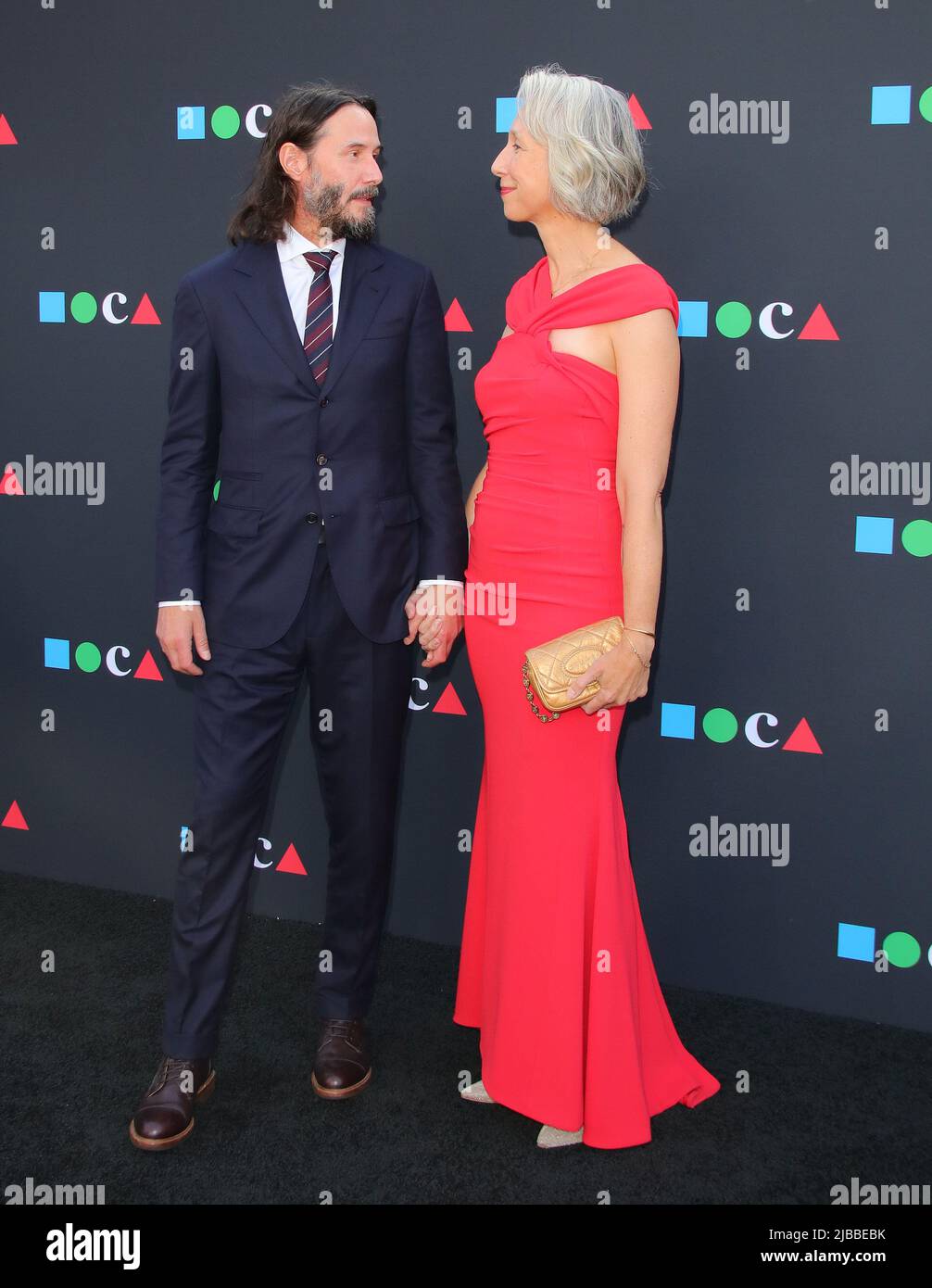 Los Angeles, USA. 04th June, 2022. Keanu Reeves, Alexandra Grant arrives at The MOCA Gala 2022
