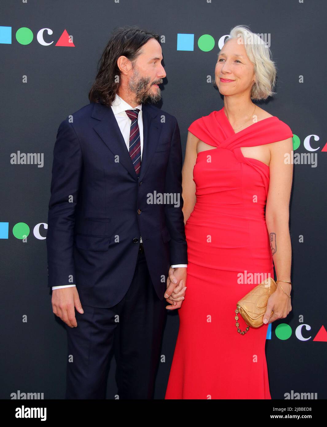 Los Angeles, USA. 04th June, 2022. Keanu Reeves, Alexandra Grant arrives at The MOCA Gala 2022