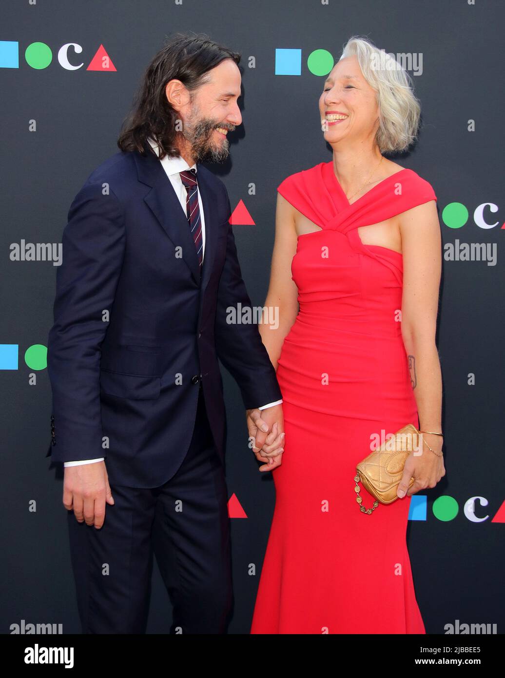 Keanu reeves alexandra grant 2022 hi-res stock photography and images ...