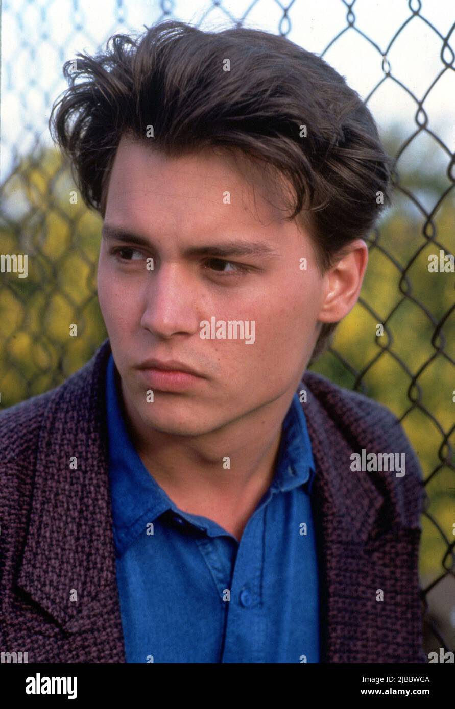 JOHNNY DEPP in 21 JUMP STREET (1987), directed by STEPHEN J. CANNELL. Credit 20TH CENTURY FOX