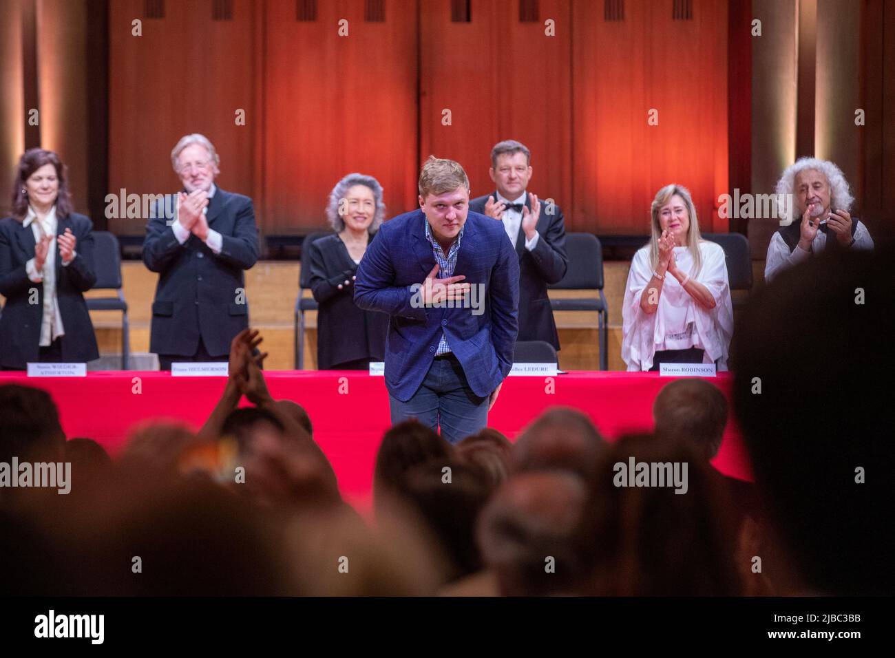 Oleksiy Shadrin is awarded the fourth place after the final session of