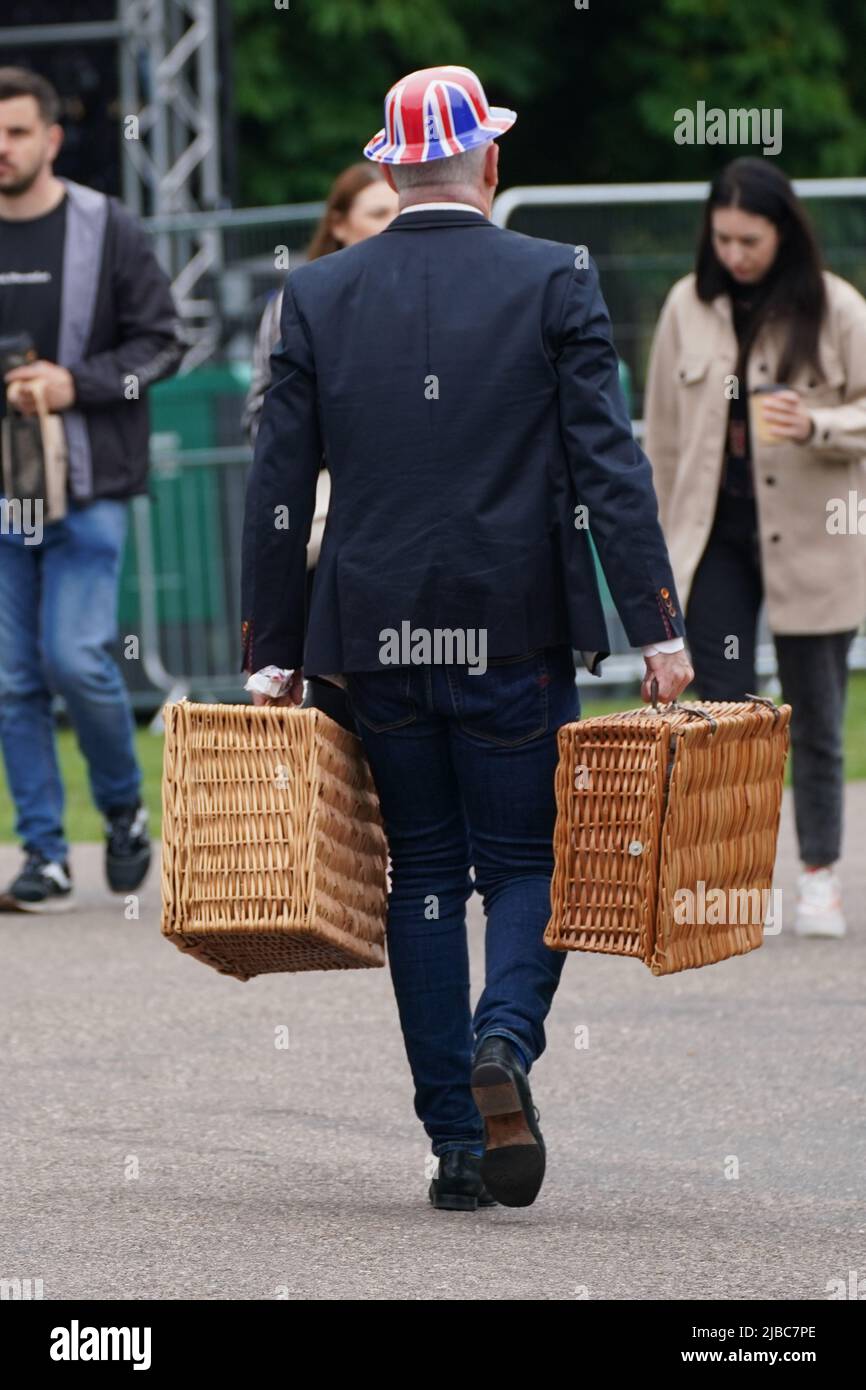 Jubilee long lunch windsor hires stock photography and images Alamy